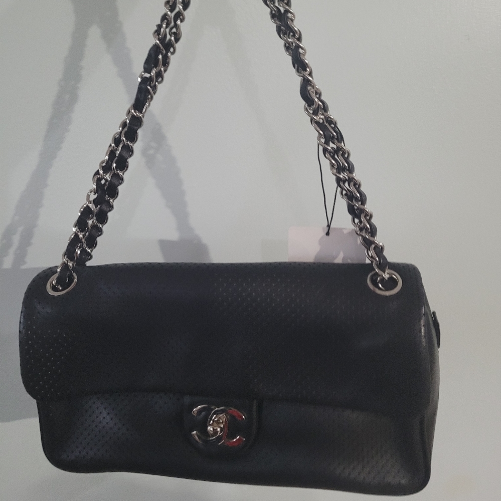 Beautiful black authentic Chanel bag.